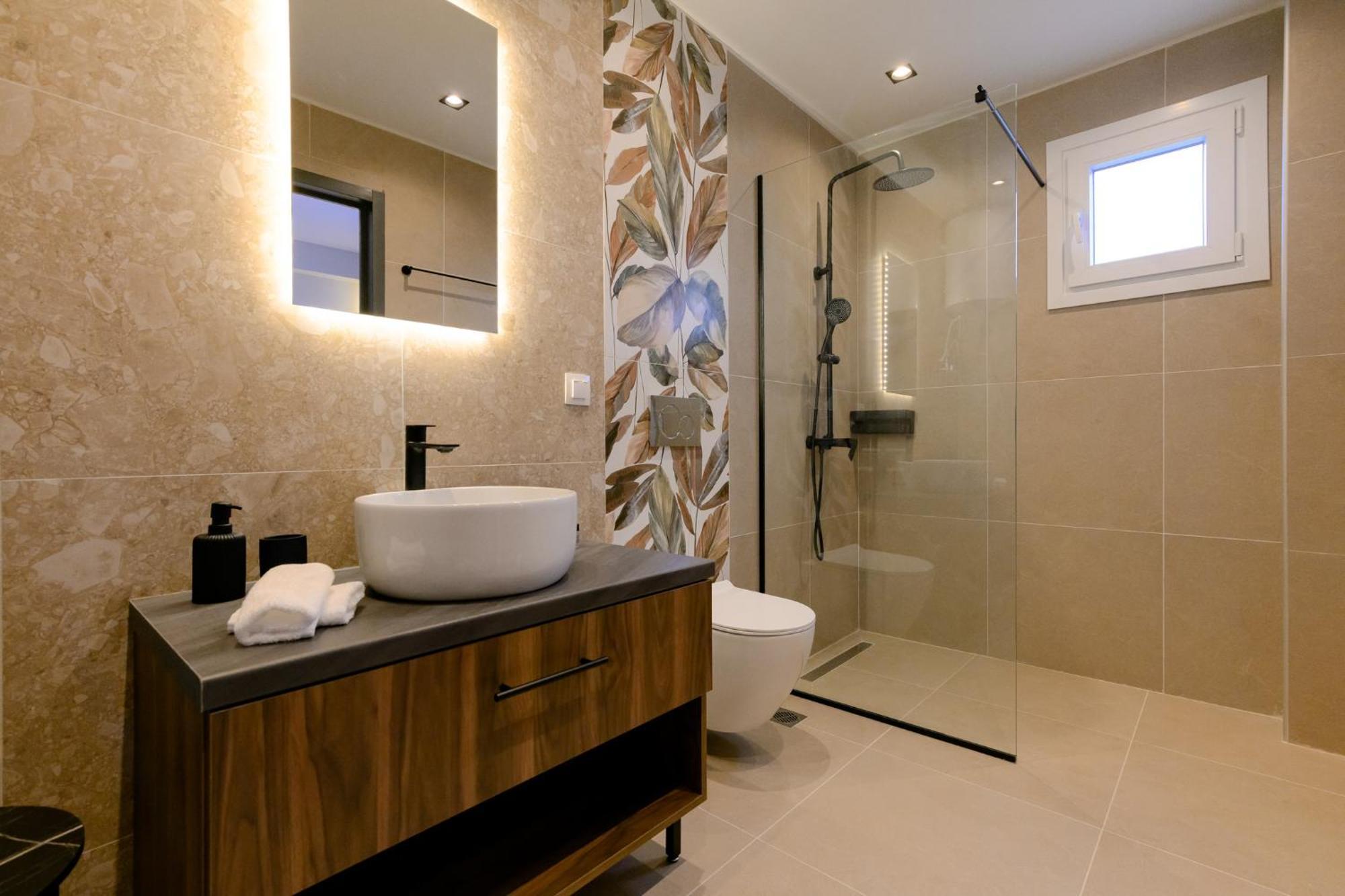 Luxury Central Apartment 6,1 Larissa Bagian luar foto