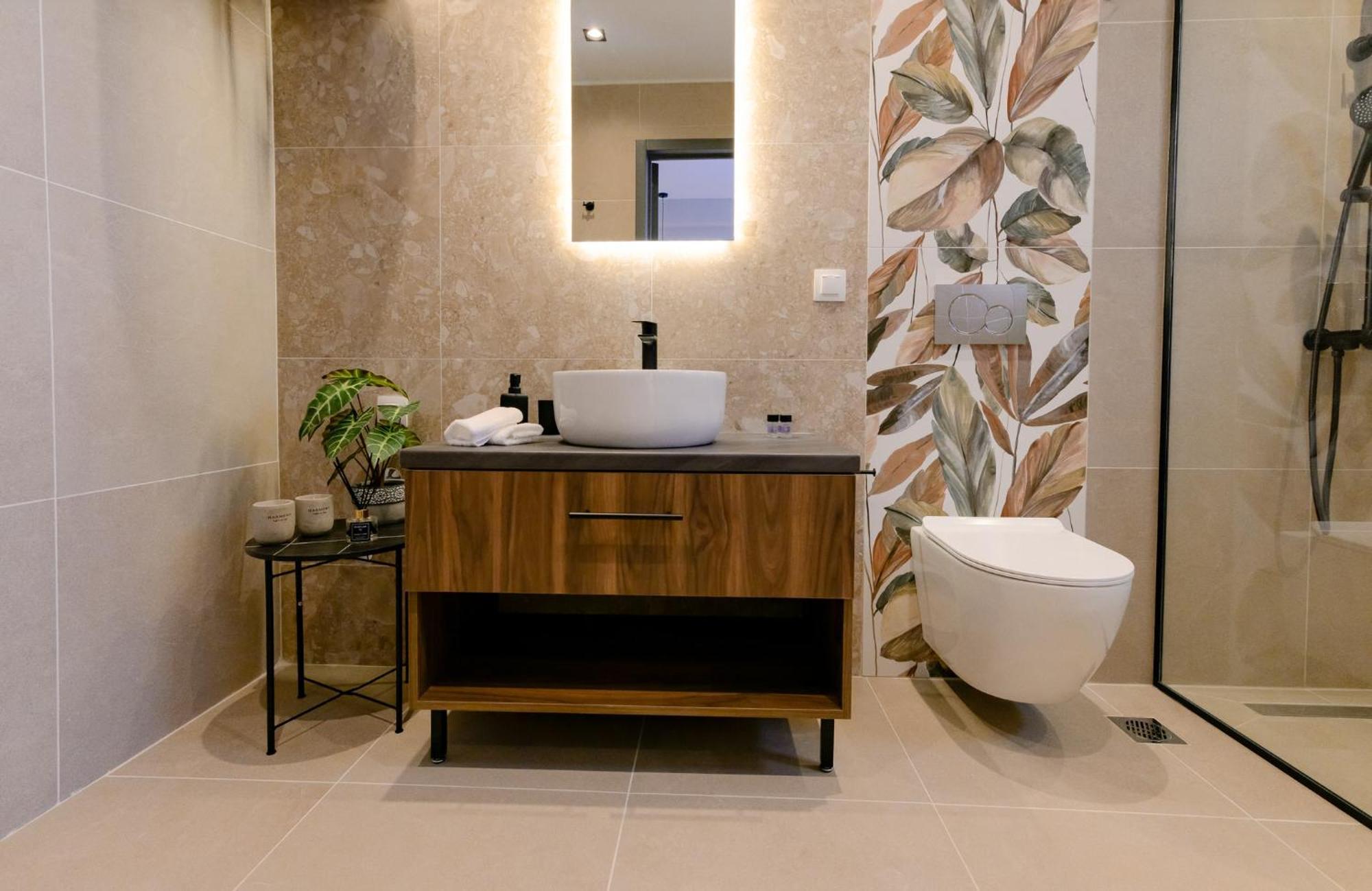 Luxury Central Apartment 6,1 Larissa Bagian luar foto
